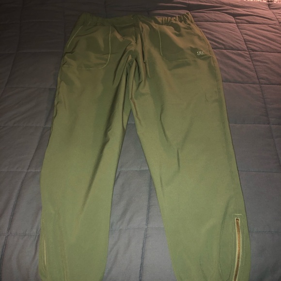 Albion Pants - Albion fit jetsetters sage